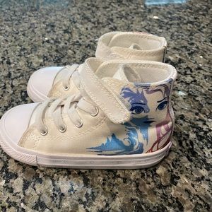 Frozen Converse toddler shoes. Size 8